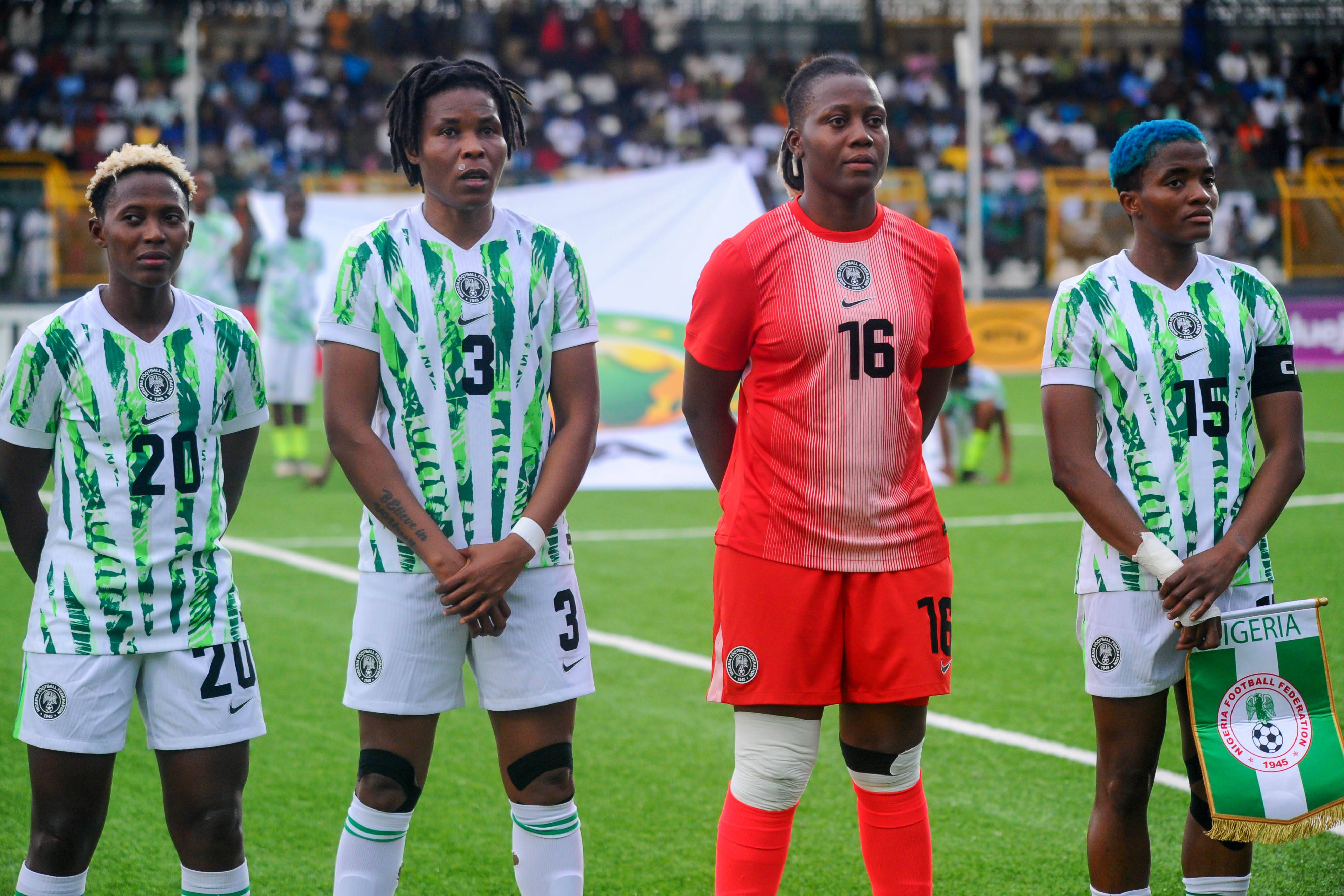“I could’ve signed for them” – Nigeria GK reveals emotional links to Man United, Lyon