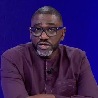 &ldquo;Yan Diomand&eacute; est pr&ecirc;t pour le Real Madrid, avec Mourinho il deviendra un homme&rdquo; : Adebayor adoube son successeur africain